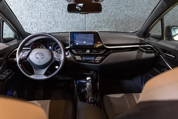 Toyota C-HR (2022) — foto 7 van 35