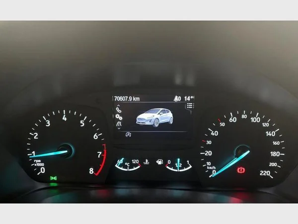 Ford Fiesta (2019) — foto 6 van 29