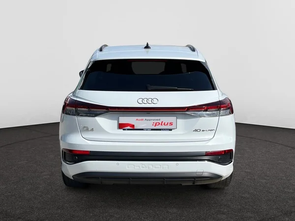 AUDI Q4 e-tron (2024) — foto 15 van 22