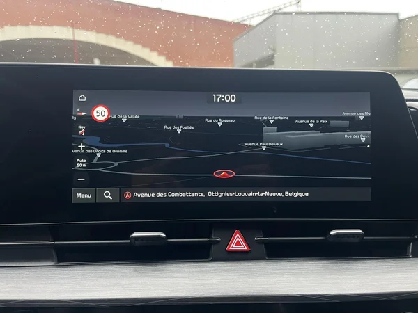 KIA Sportage Dsl (2023) — foto 10 van 18