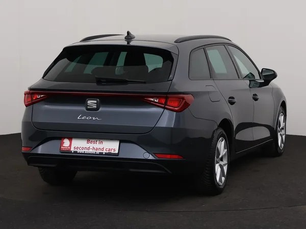 SEAT Leon (2023) — foto 21 van 27