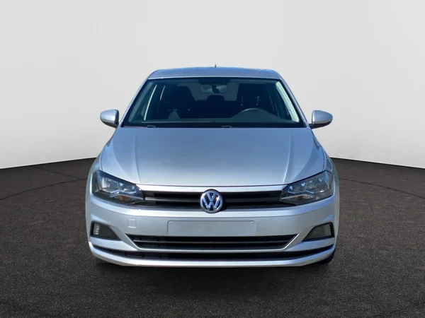 VOLKSWAGEN Polo (2018) — foto 16 van 17