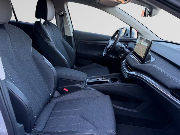 SKODA Elroq (2025) — foto 7 van 18