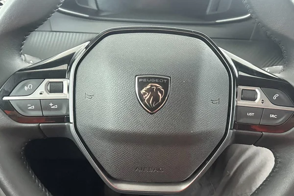 Peugeot 208 (2025) — foto 2 van 27