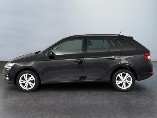 SKODA Fabia Combi (2019) — foto 13 van 17
