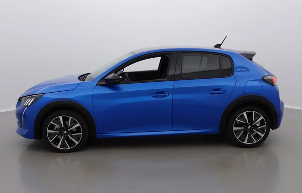 Peugeot 208 (2020) — foto 12 van 31