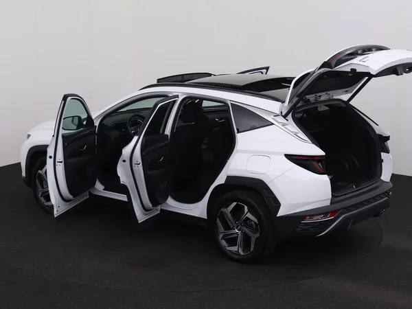 HYUNDAI Tucson (2022) — foto 32 van 33