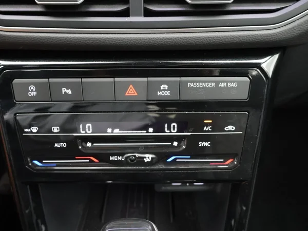 Volkswagen T-Cross (2025) — foto 8 van 29