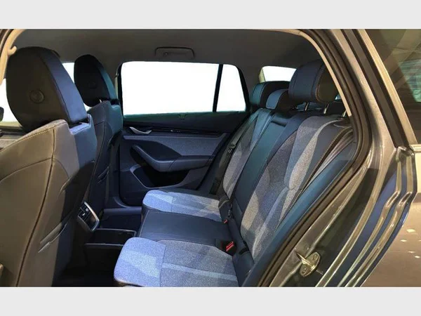 Skoda Octavia Combi (2026) — foto 24 van 25