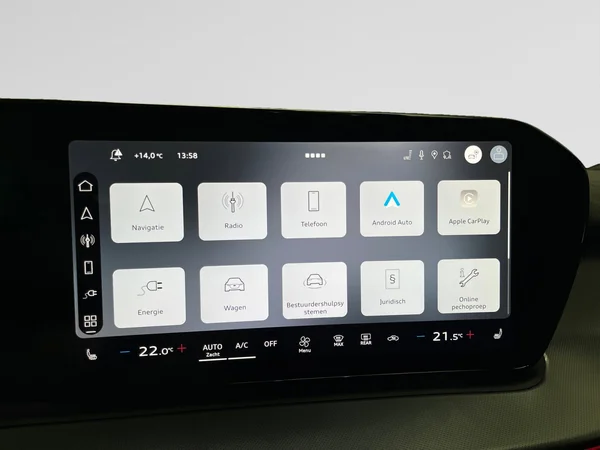 AUDI Q3 Sportback e-hybrid (PHEV) (2025) — foto 20 van 24
