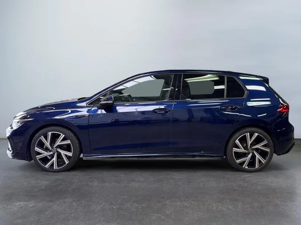 VOLKSWAGEN Golf VIII (2023) — foto 27 van 31