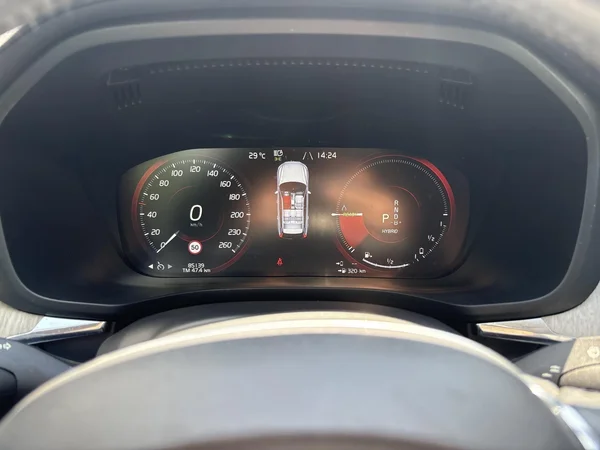 Volvo XC60 (2020) — foto 3 van 24