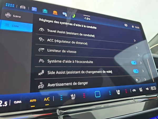 VOLKSWAGEN ID.7 (2024) — foto 21 van 37
