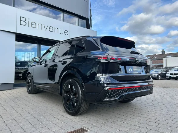 Volkswagen Tiguan (2024) — foto 27 van 30