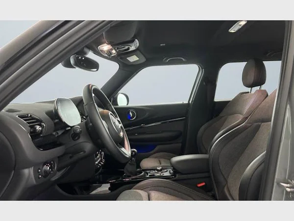 MINI Mini Clubman (2022) — foto 20 van 20