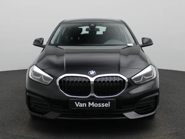 BMW 1 Reeks (2022) — foto 23 van 39