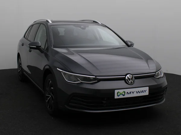 VOLKSWAGEN Golf VIII SW (2024) — foto 12 van 30