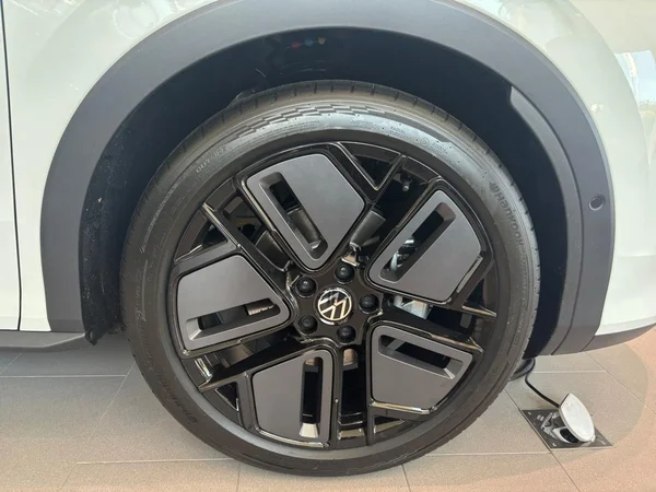 VOLKSWAGEN T-Roc (2025) — foto 10 van 21