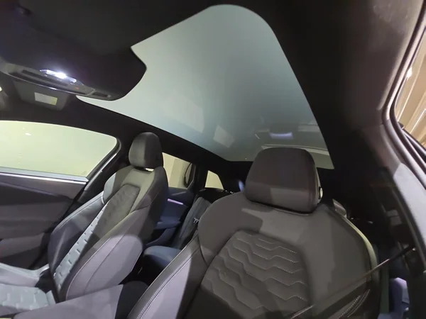 AUDI A6 Avant e-tron (2025) — foto 8 van 25