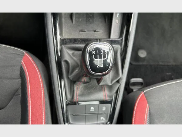 Skoda KAMIQ (2021) — foto 7 van 30