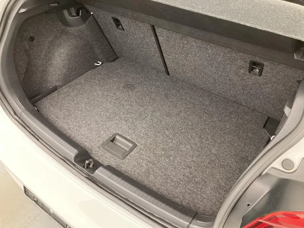 VOLKSWAGEN Polo (2020) — foto 18 van 35