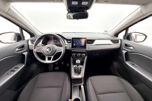 Renault Captur (2021) — foto 9 van 39