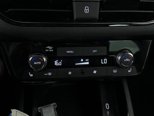 SKODA Scala (2025) — foto 8 van 18