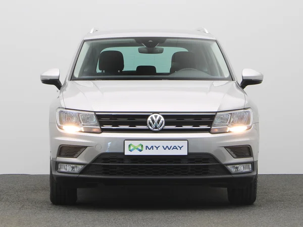 VOLKSWAGEN Tiguan (2017) — foto 18 van 23