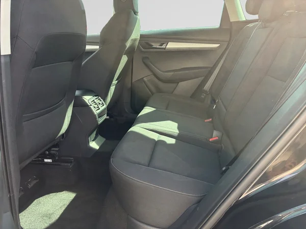 SKODA Karoq (2022) — foto 10 van 12