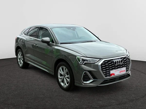 AUDI Q3 Sportback (2025) — foto 22 van 24