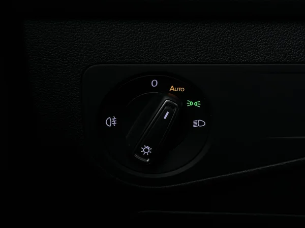 VOLKSWAGEN Tiguan (2022) — foto 19 van 28