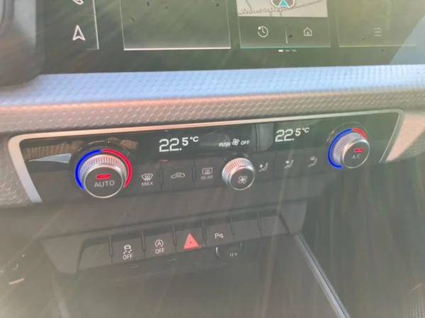 AUDI A1 Sportback (2025) — foto 2 van 23
