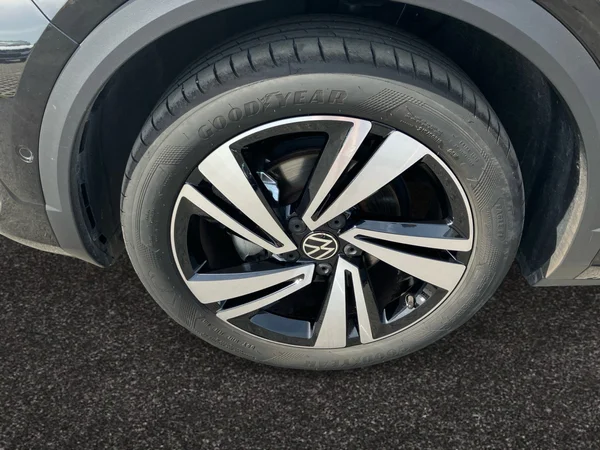 VOLKSWAGEN T-Roc (2025) — foto 8 van 25