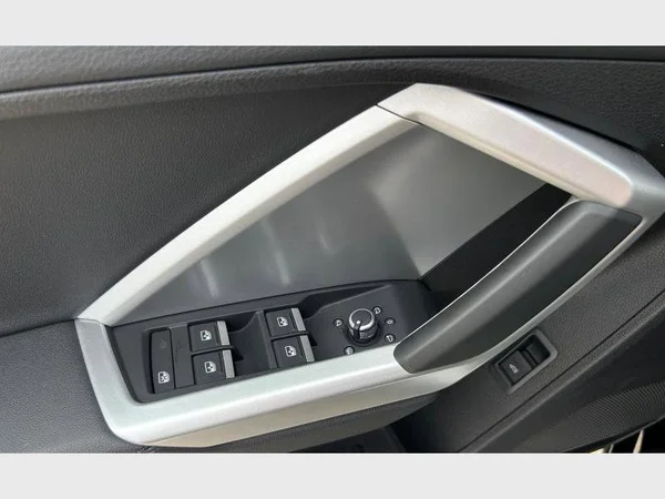Audi Q3 Sportback (2025) — foto 20 van 29