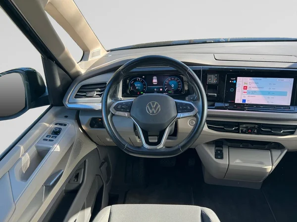 VOLKSWAGEN Multivan T7 eHybrid (PHEV) (2023) — foto 16 van 18