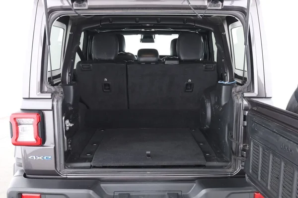 Jeep Wrangler Unlimited (2022) — foto 8 van 16