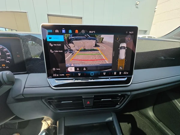 VOLKSWAGEN Tiguan (2026) — foto 5 van 24