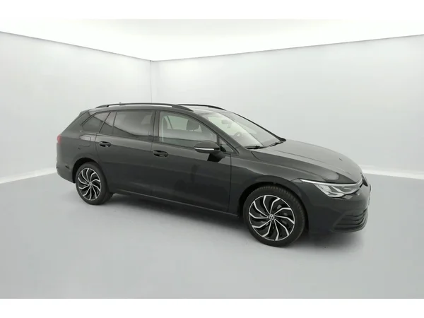 VOLKSWAGEN Golf VIII SW (2024) — foto 20 van 34
