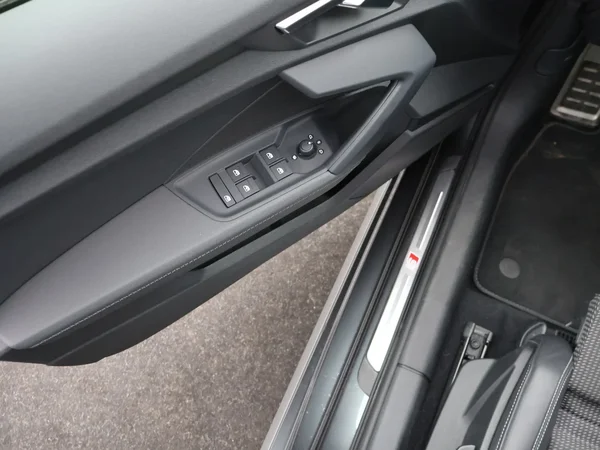 Audi A3 (2024) — foto 5 van 23