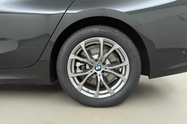 BMW 3 SW PHEV (G21) (2021) — foto 29 van 32
