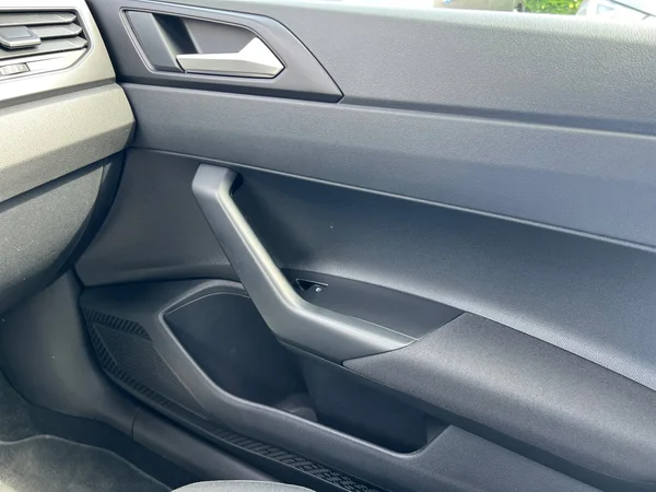VOLKSWAGEN Polo (2024) — foto 9 van 24