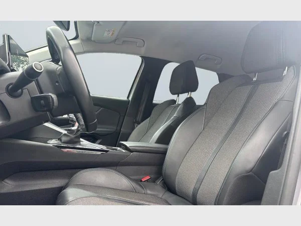 Peugeot 3008 (2022) — foto 2 van 25