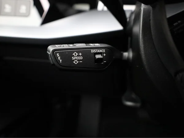 AUDI A3 Sportback (2025) — foto 8 van 24