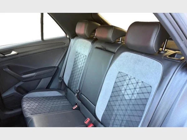 Volkswagen T-Roc (2025) — foto 4 van 23