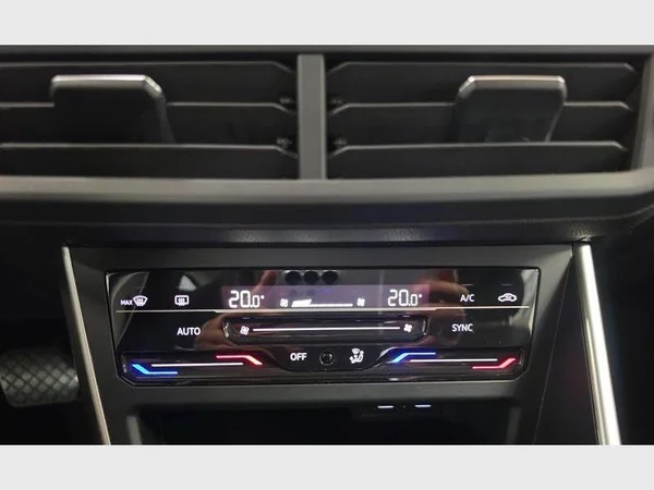 Volkswagen Polo (2024) — foto 17 van 27