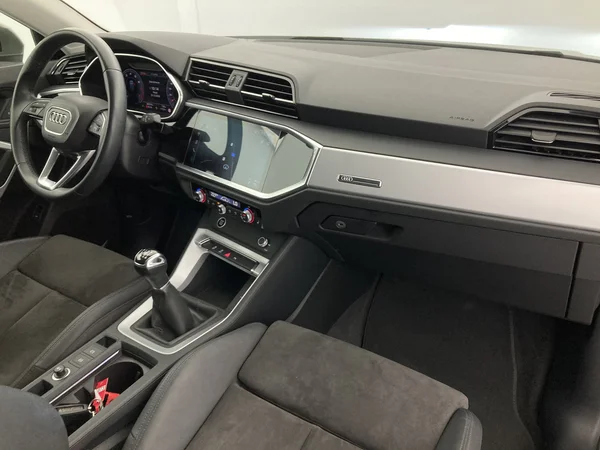 AUDI Q3 (2021) — foto 28 van 36