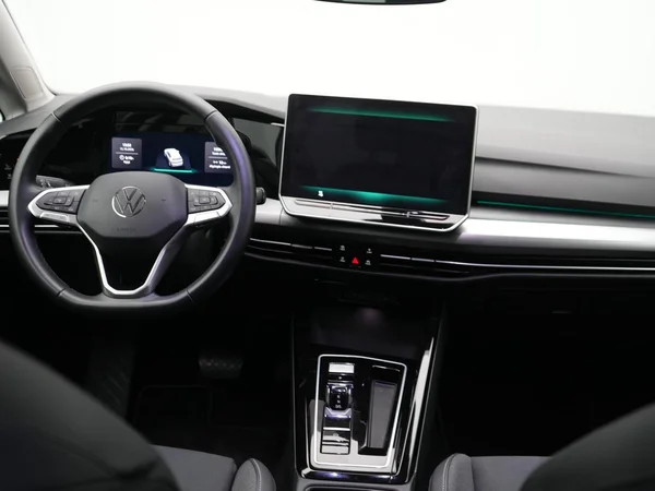 VOLKSWAGEN Golf VIII eHybrid (PHEV) (2026) — foto 9 van 25