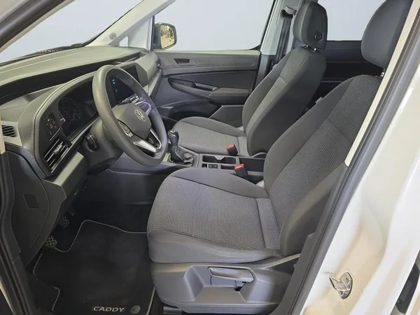 VOLKSWAGEN Caddy Maxi Dsl (2022) — foto 3 van 32