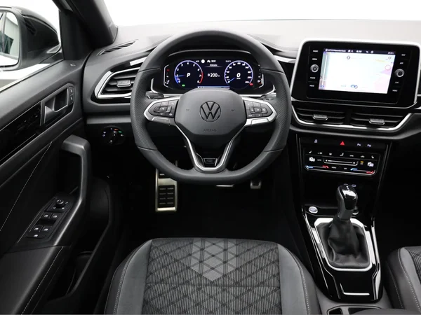 VOLKSWAGEN T-Roc (2025) — foto 13 van 21