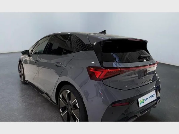 Cupra Born (2025) — foto 27 van 29